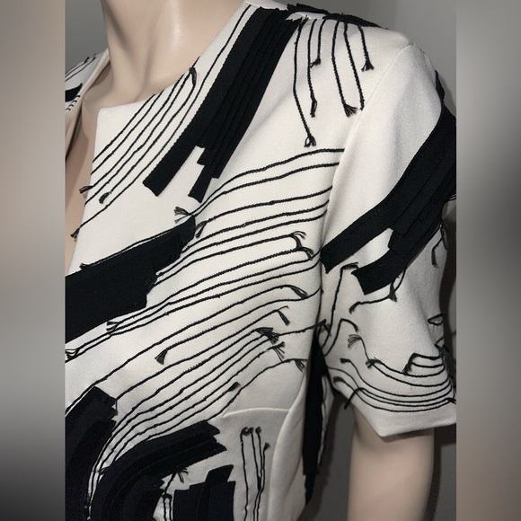 Natori Embroidered Abstract Bolero S - Picture 12 of 16